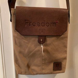 Leather and Canvas Freedom small sachel